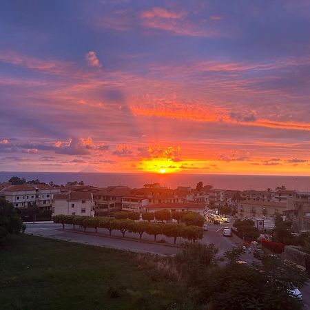 Sunrise Residence Санта-Доменика Экстерьер фото